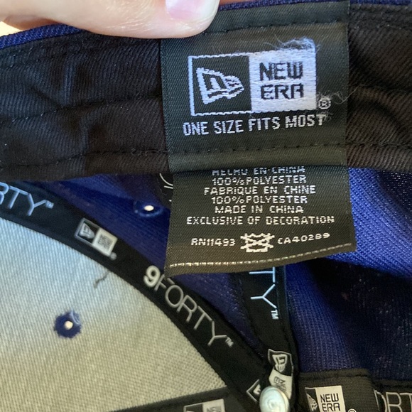 Navy hat (velcro) adjustable (one size fits all) - Picture 6 of 6